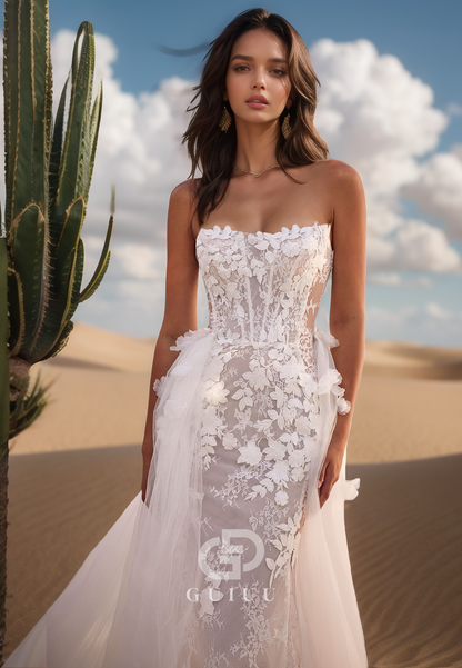 Mermaid Sleeveless Strapless Floral Appliques Lace Wedding Dress