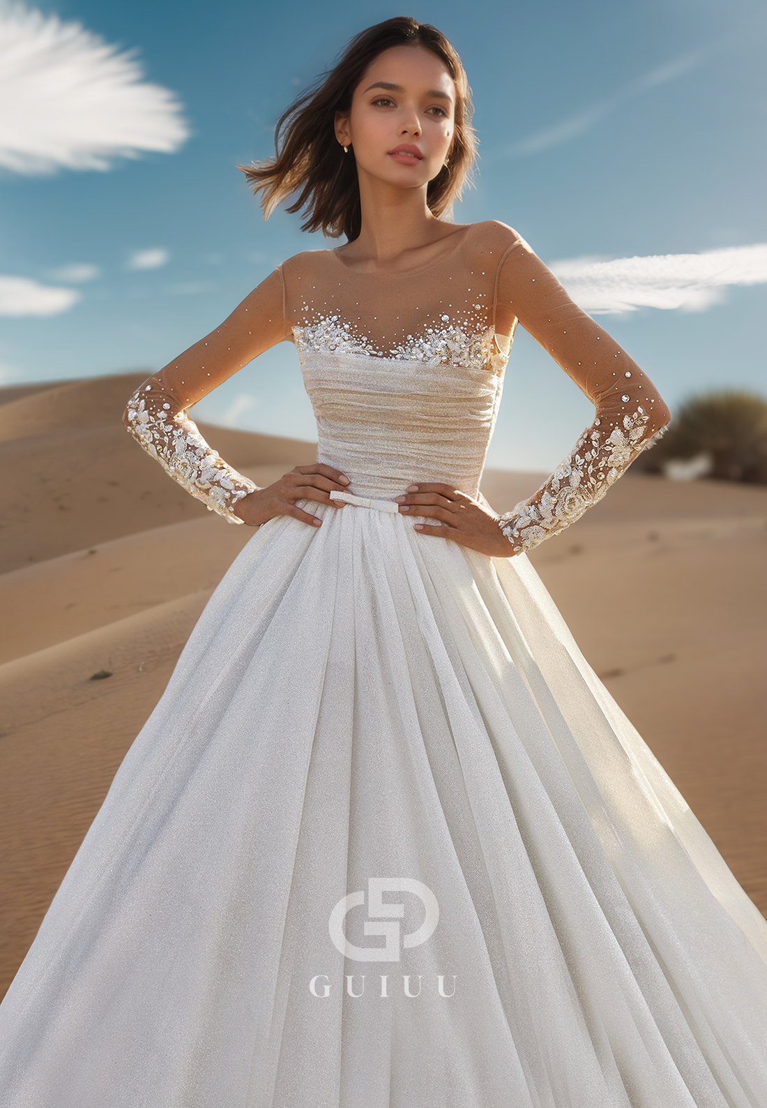 Long Sleeves Scoop Appliquies Court Train Lace Wedding Dress