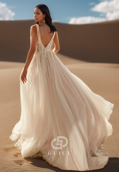 A-Line Spaghetti Straps V-Neck Floral Appliques Backless Lace Wedding Dress