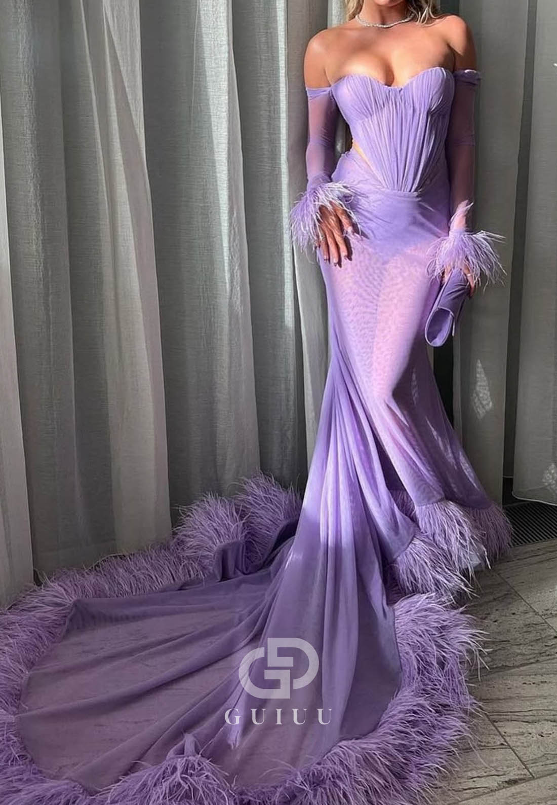 Lilac Sleeveless Sweetehart Feathers Mermaid Prom Dress