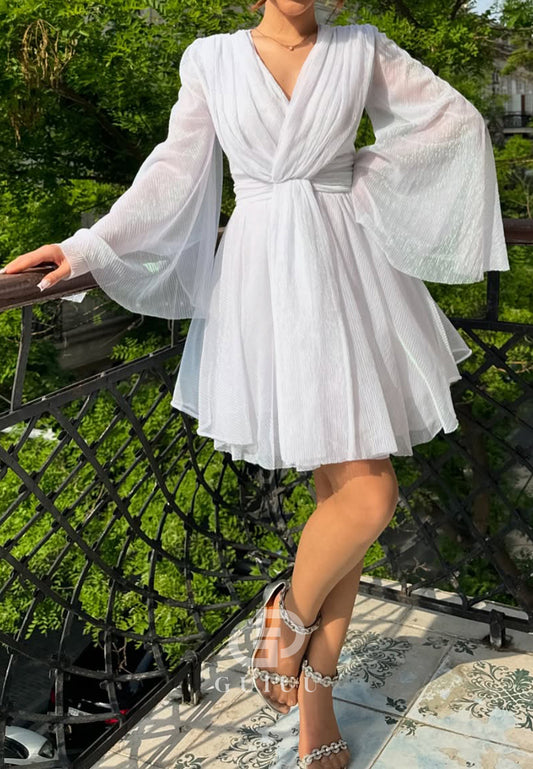 Long Sleeves V-Neck Ruched Short Homecoming Dress