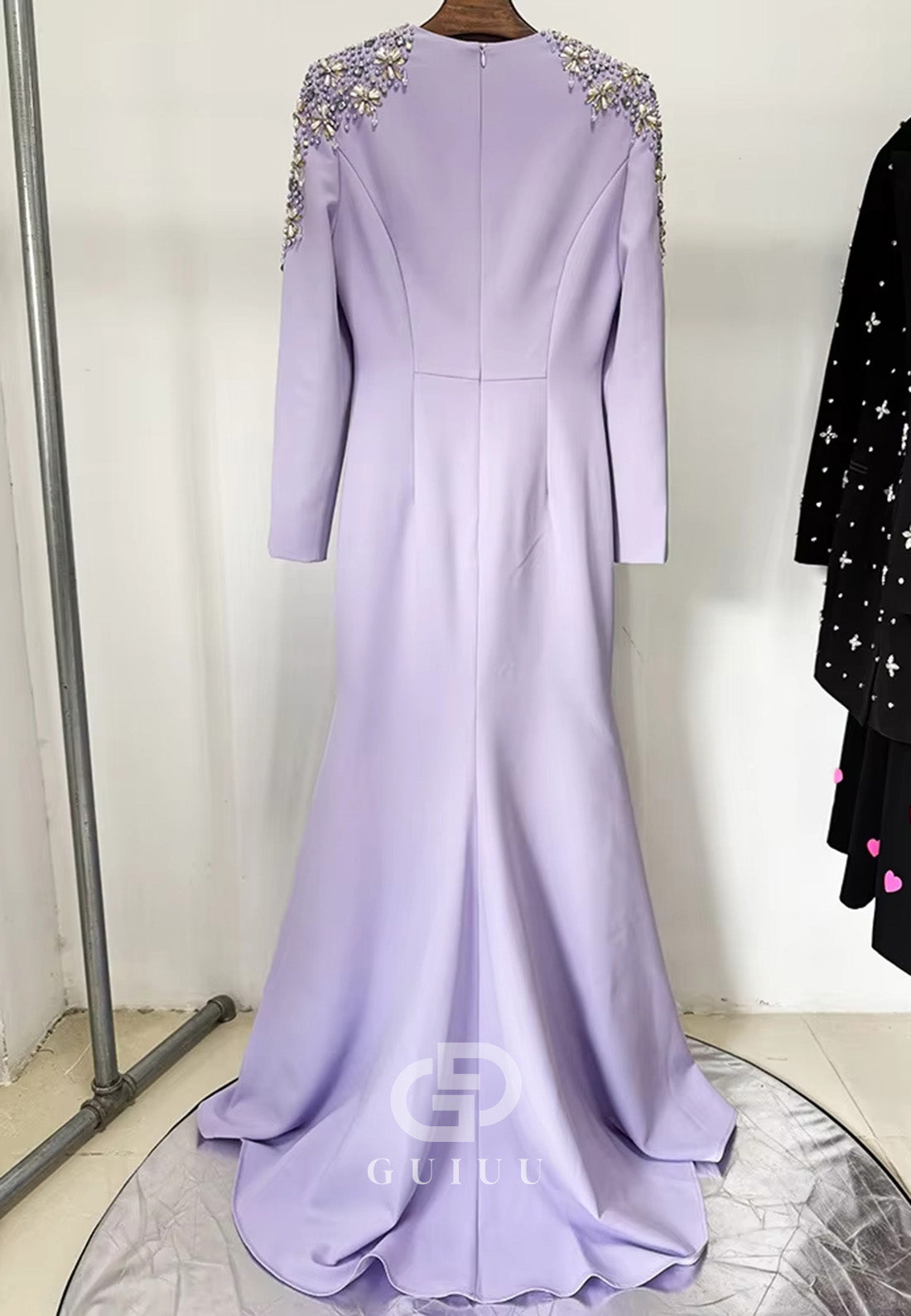 Lilac Long Sleeves V-Neck Sequins A-Line Evening Dress