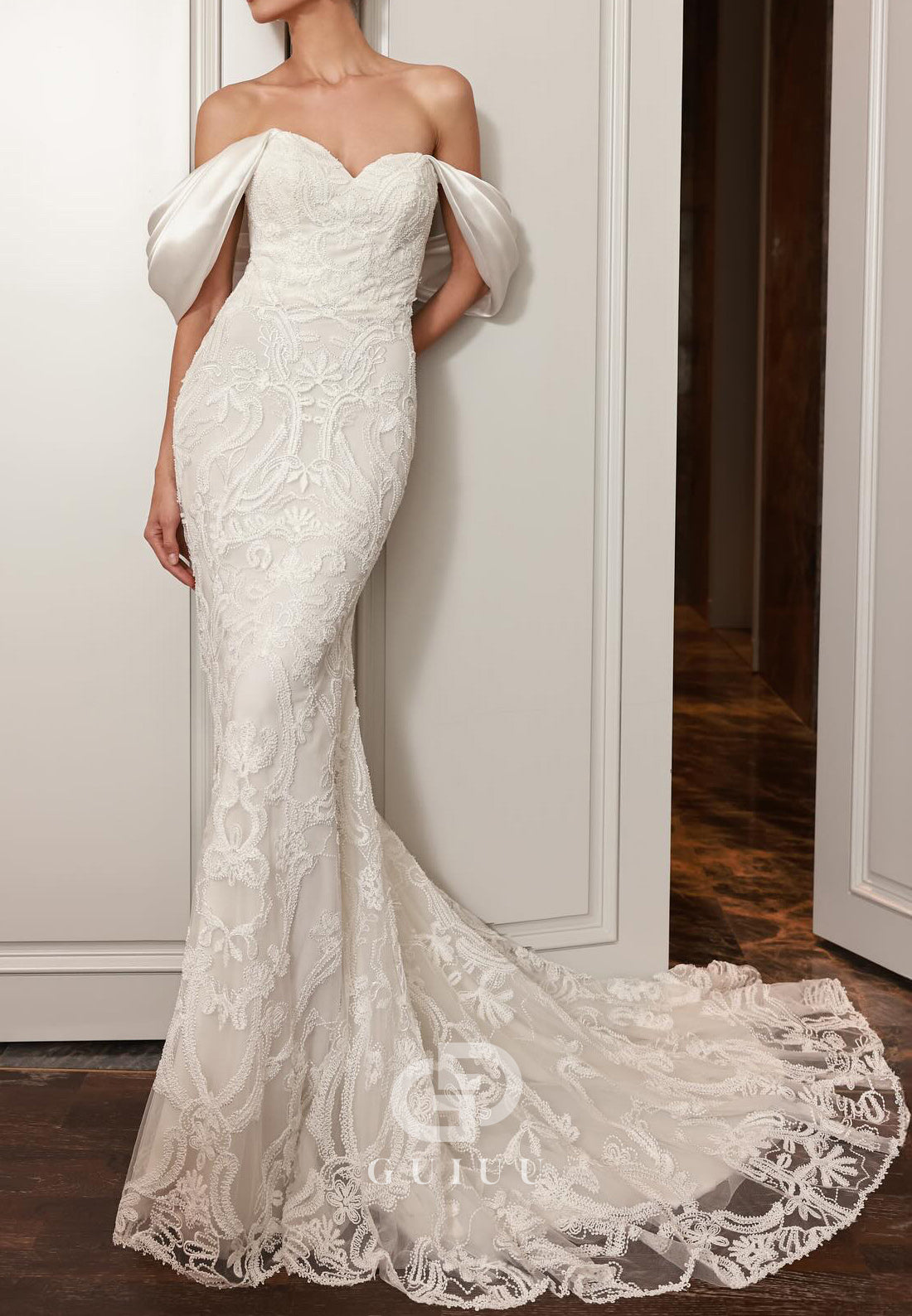 Mermaid Off-Shoulder Sweetheart Backless Lace Wedding Dress