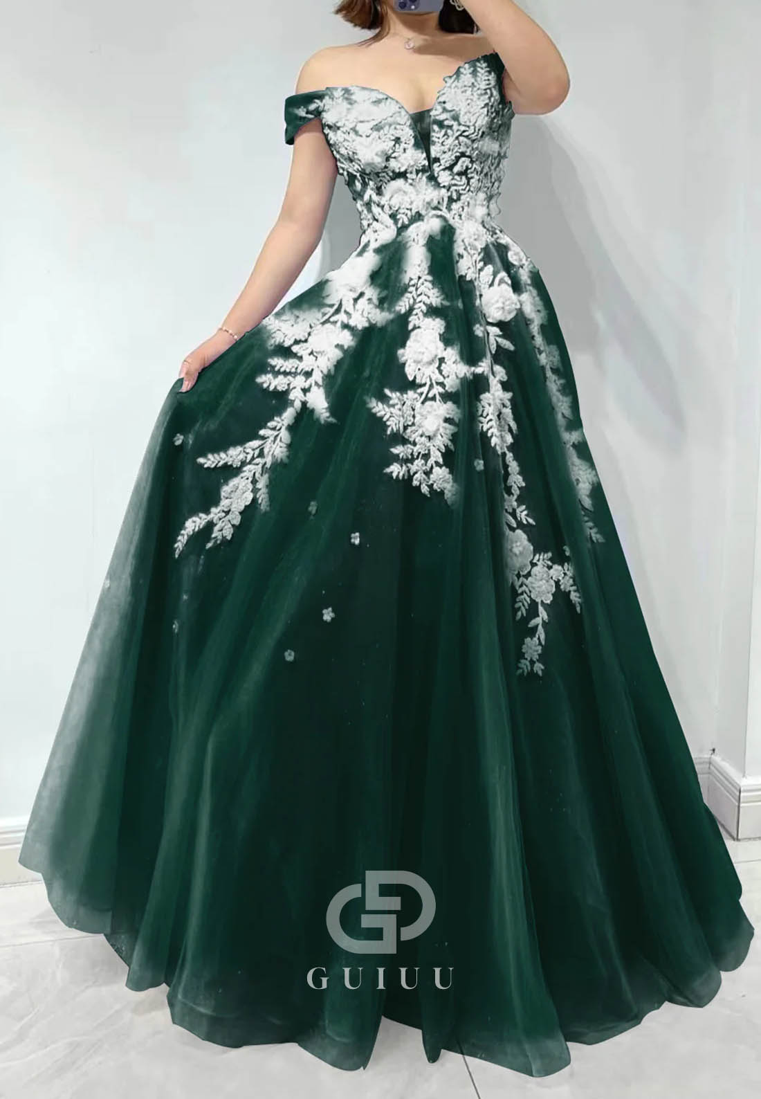 Amazing Off-Shoulder Sweetheart Tulle Evening Dress With Appliques