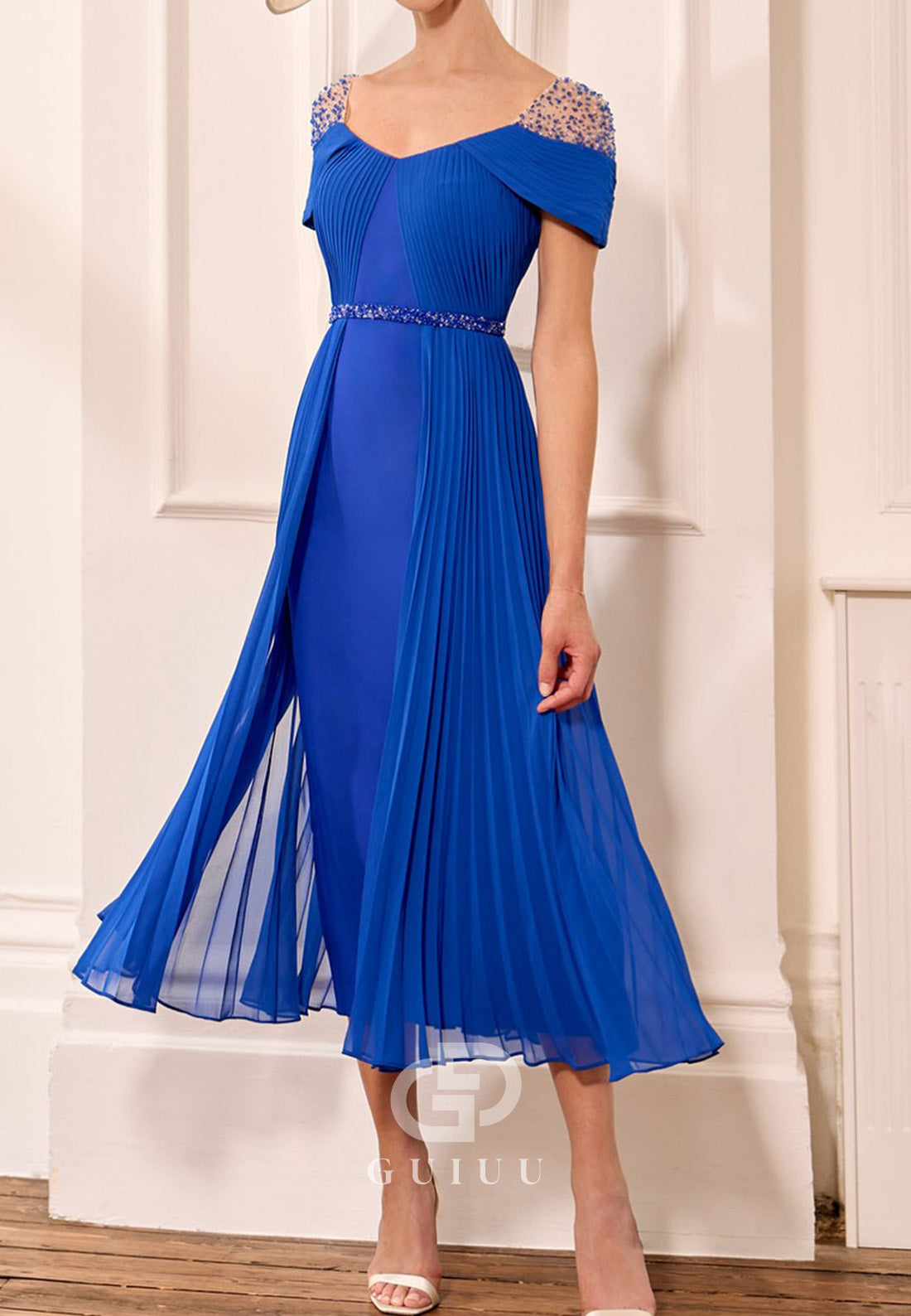 Royal Blue Scoop Short Sleeves A-Line Mother of the Bride Dress