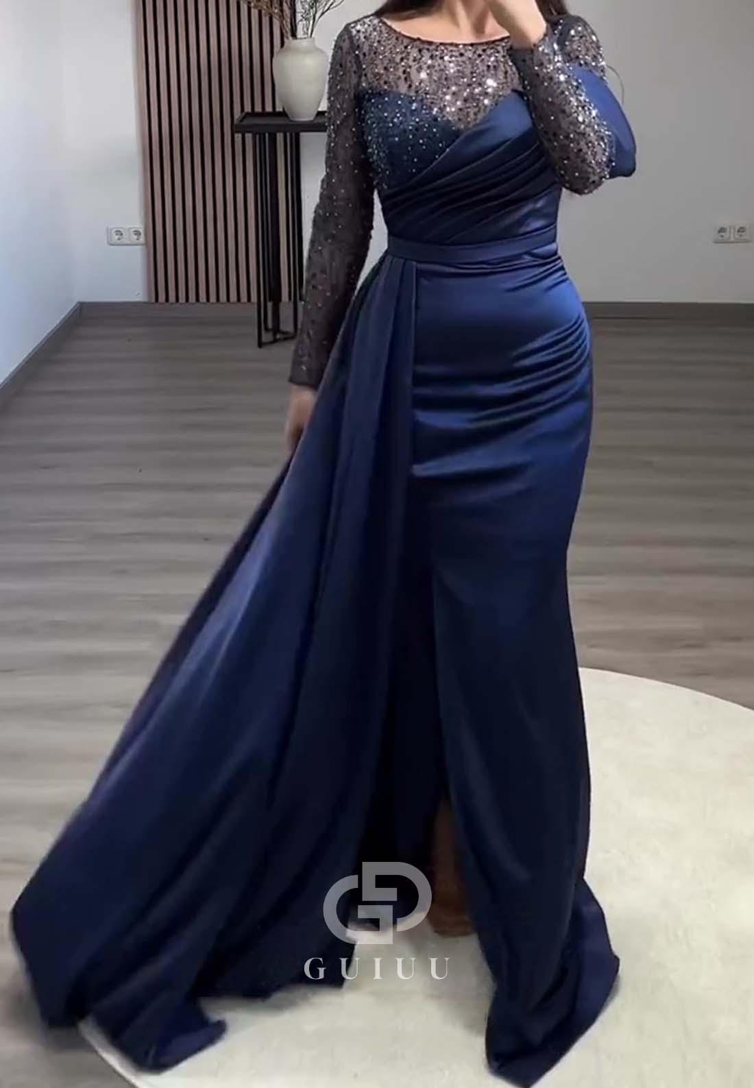 Sheath Long Sleeves Scoop Sequins Ruched Evening Dress