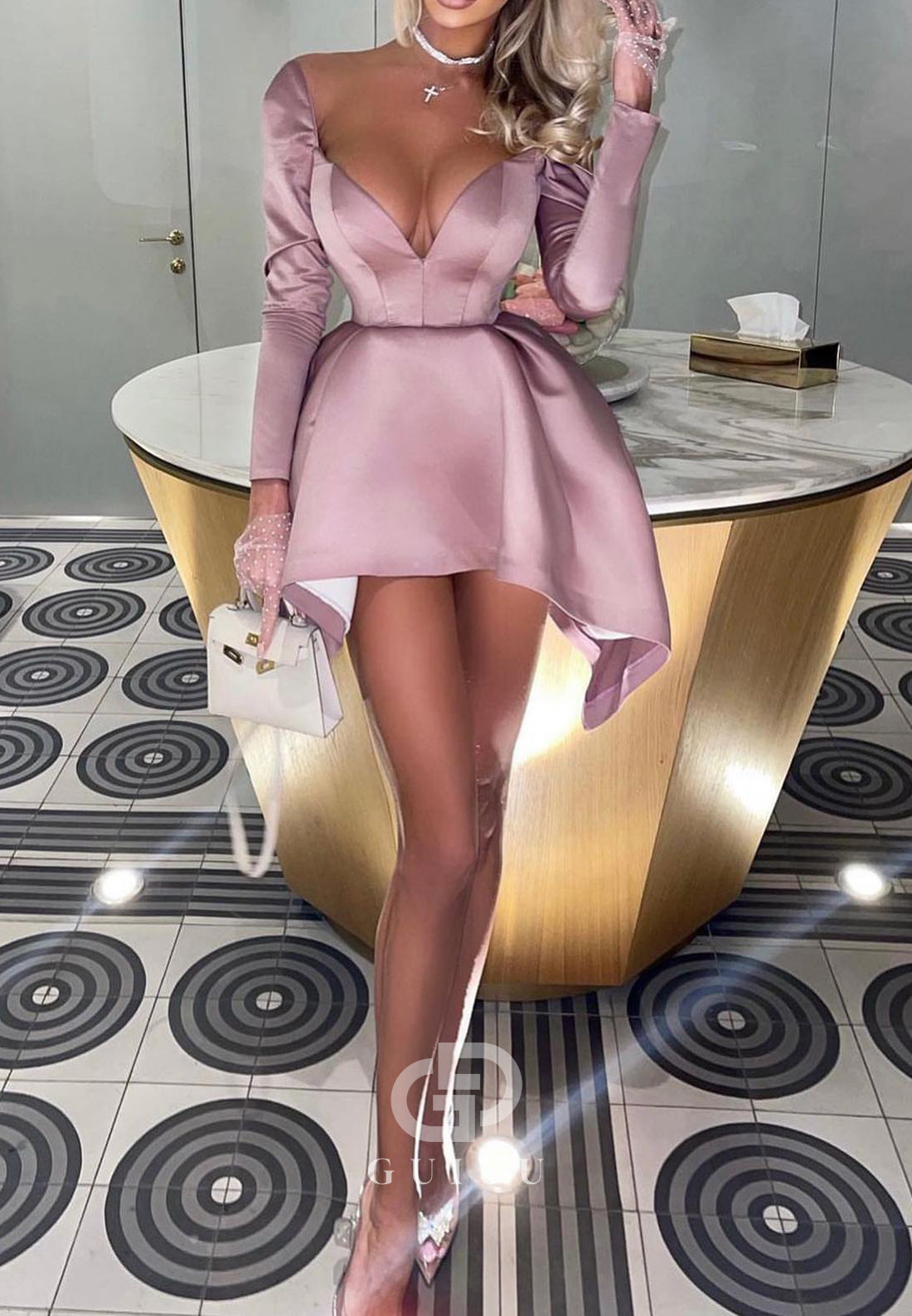 Simple Long Sleeves V-Neck Empire-Waist Homecoming Dress