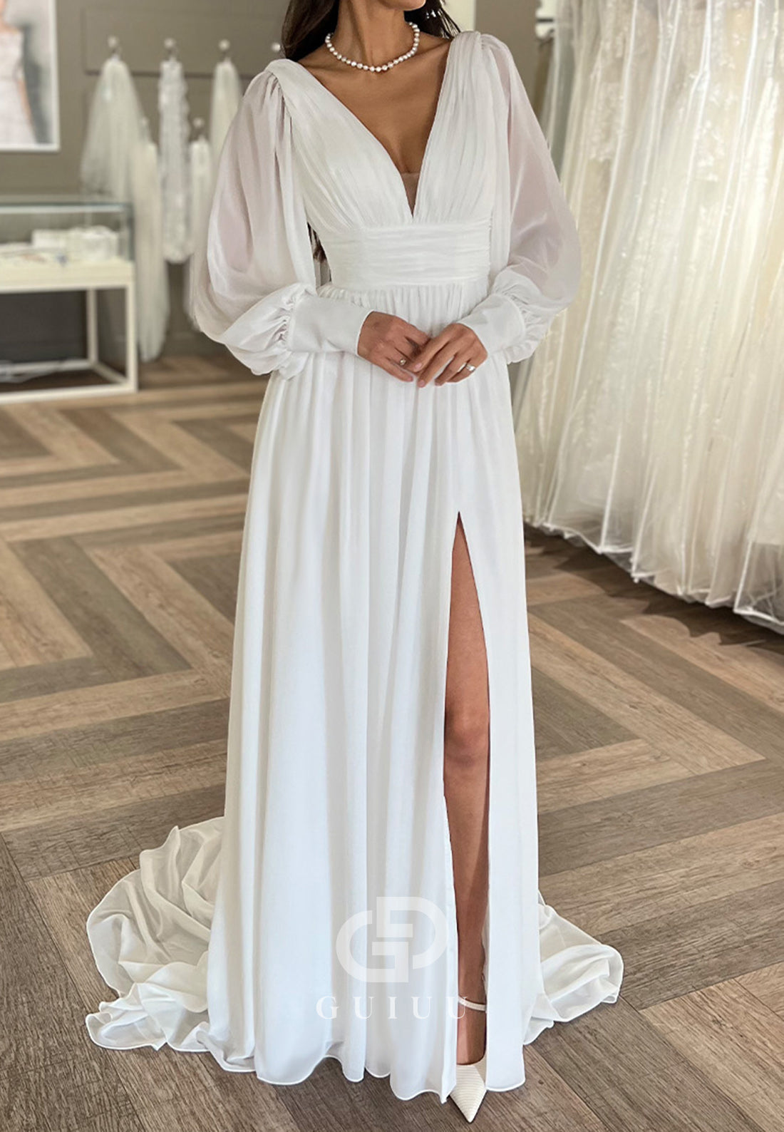 Simple Long Sleeves V-Neck Slit Chiffon Wedding Dress