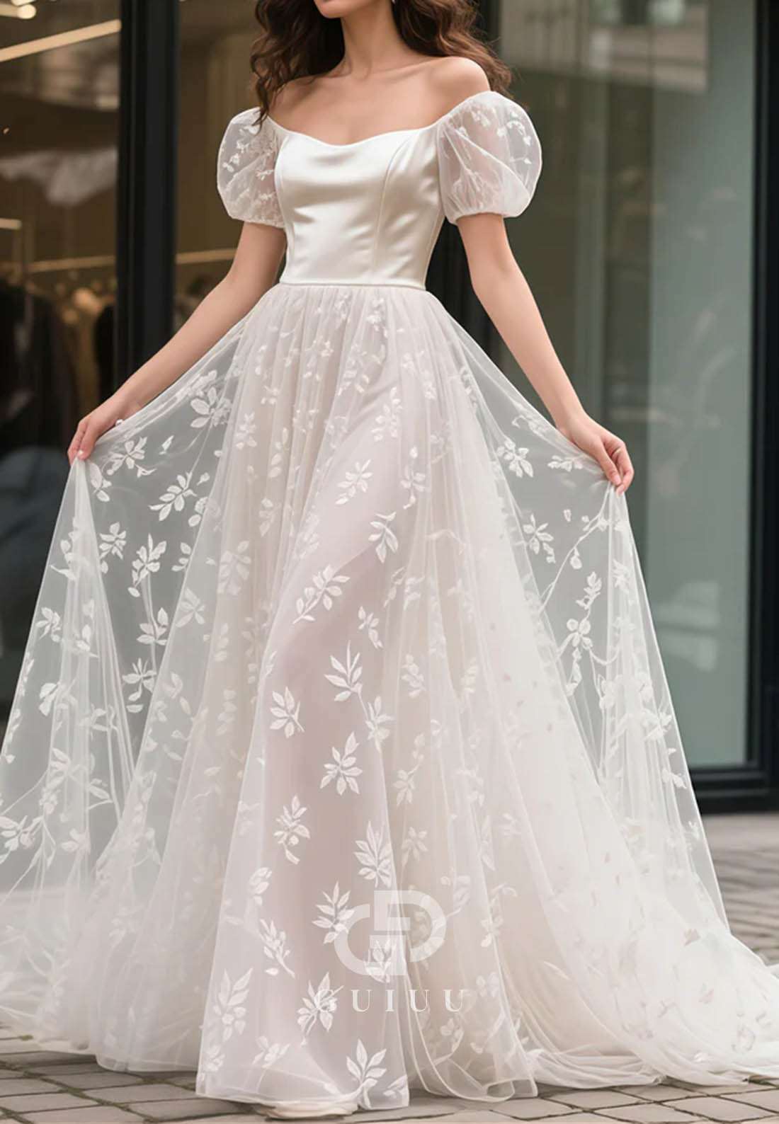 Simple Short Sleeves Sweetheart Sequins Lace Wedding Dress
