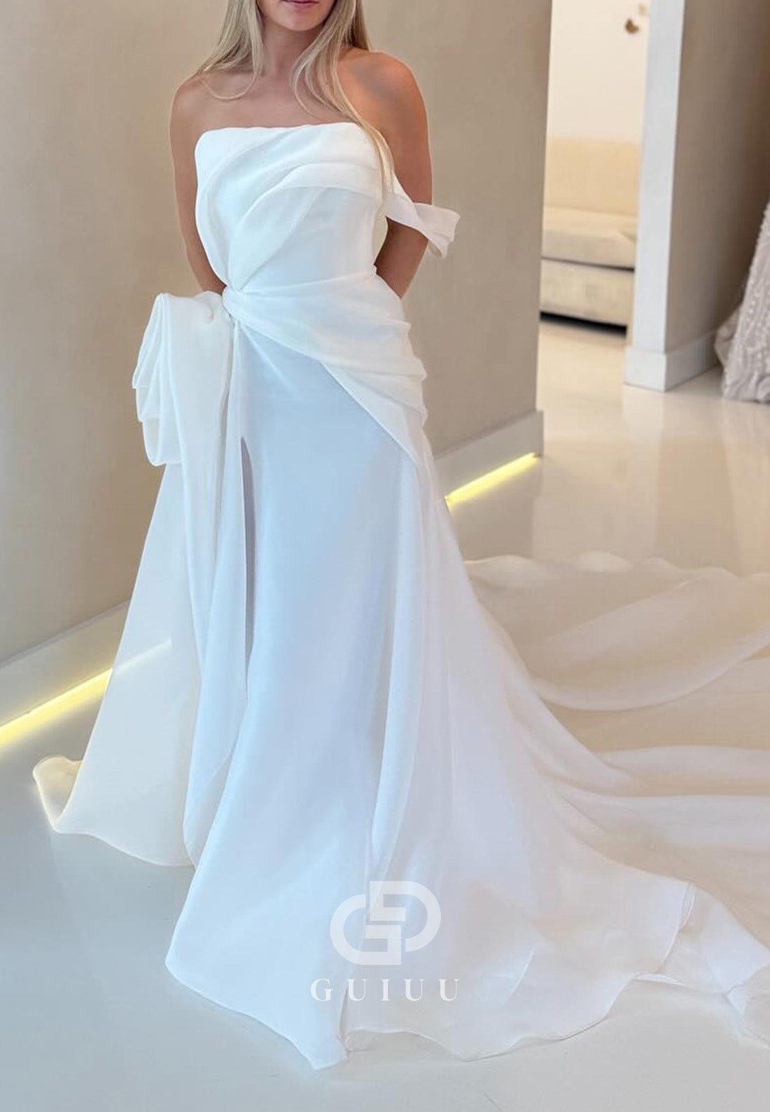 Simple Sleeveless Strapless Ruched A-Line Wedding Dress