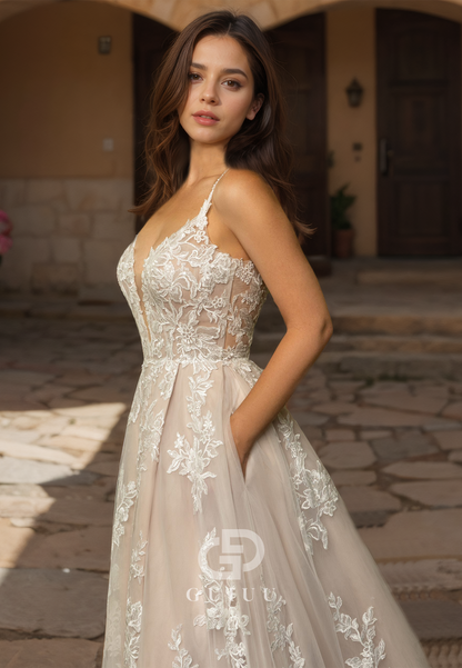 Sleeveless Sexy Trumpet Floral Lace Wedding Dress with Pockets and Spaghetti Straps