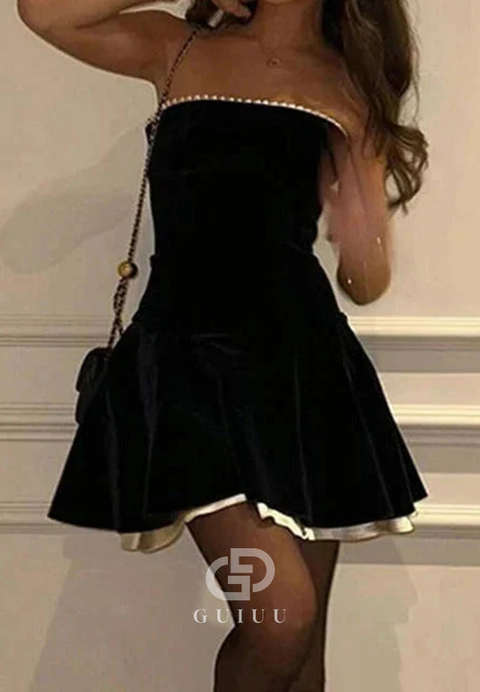 Stylish A-Line Strapless Black Short Homecoming Dress