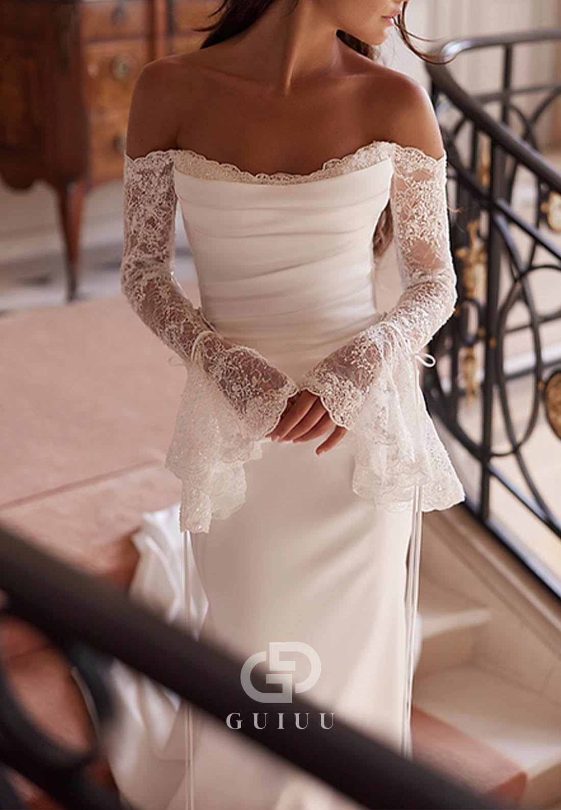 Trumpet Off-Shoulder Long Sleeves Stretch Chiffon Wedding Dress