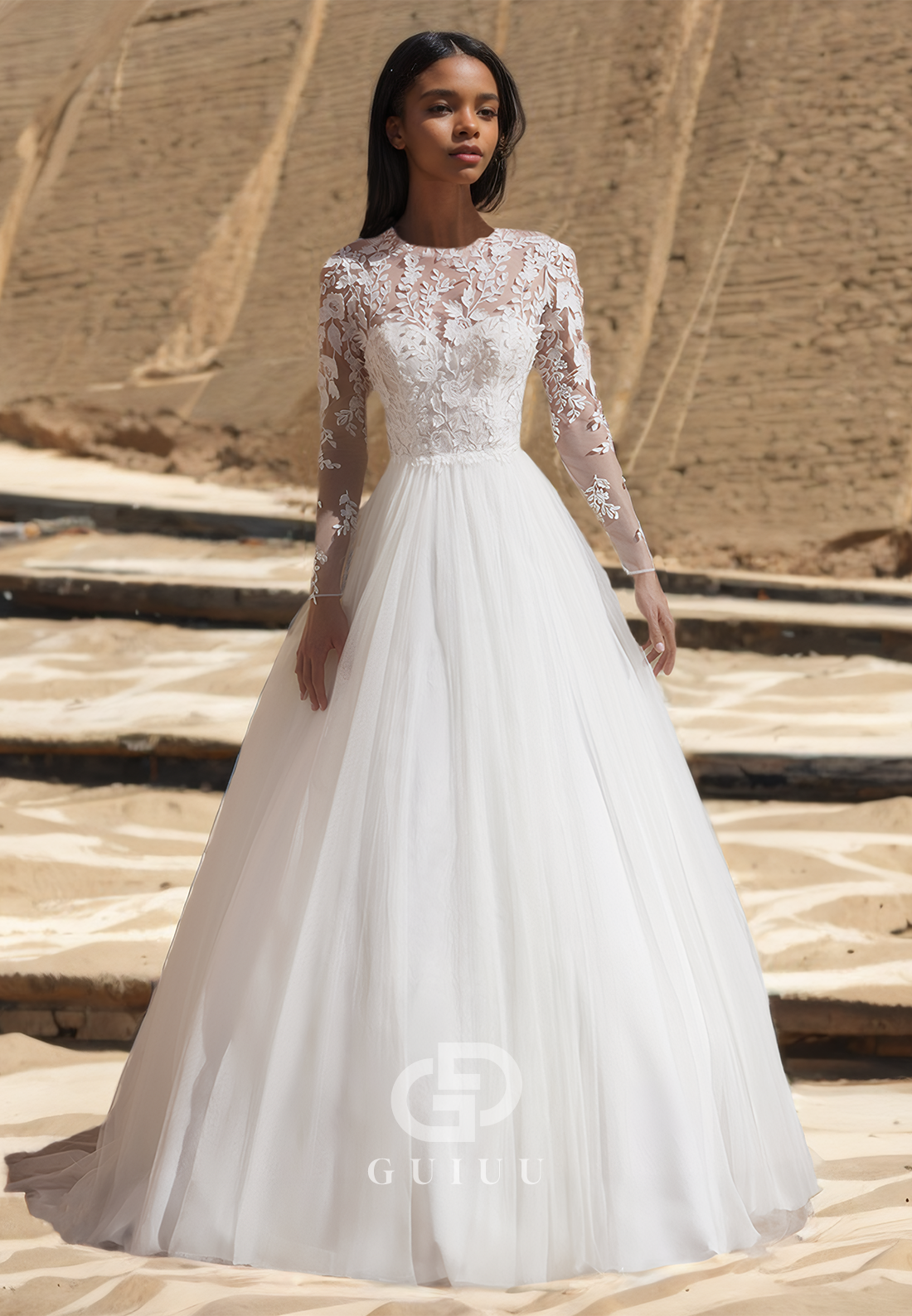 Tulle A-Line Lace Appliques Wedding Dress with Long Sleeves