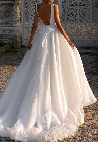 A-Line Spaghetti Straps V-Neck Backless Lace Wedding Dress