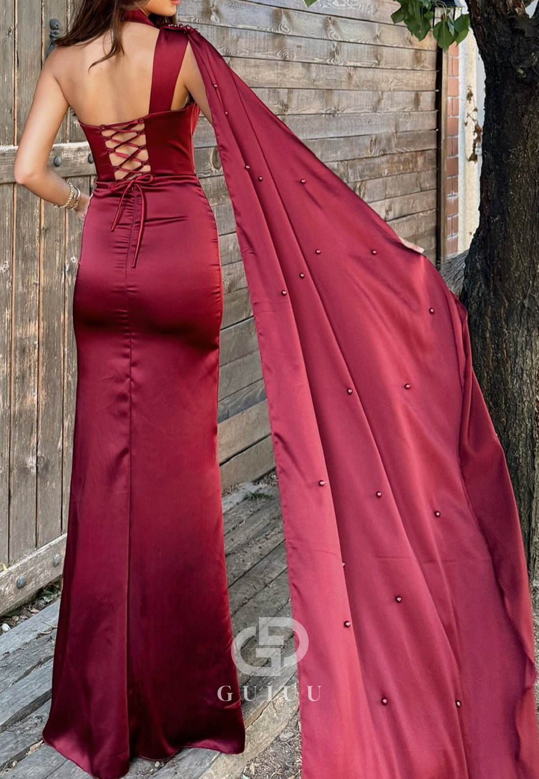 Simple Halter Sleeveless Ruched Sheath Prom Dress