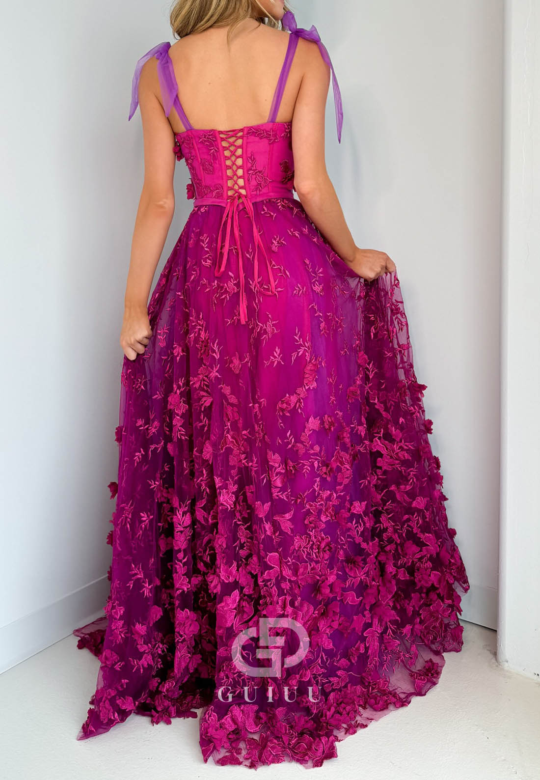 Fuchsia Spaghetti Straps Scoop Slit Appliques Prom Dress