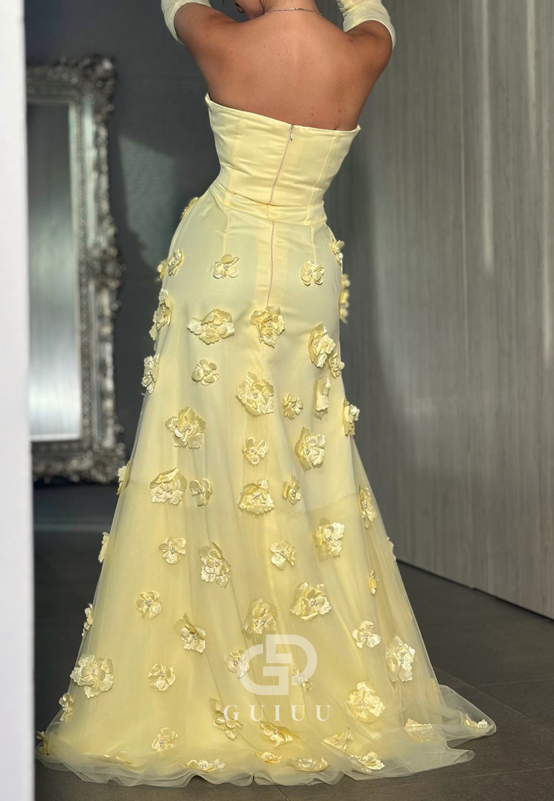 Charming A-Line Off-Shoulder Floral Appliques Evening Dress