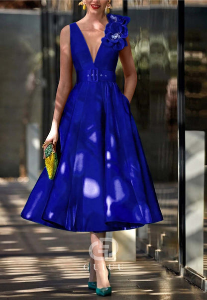 A-Line Deep V-Neck Empire-Waist Appliques Cocktail Evening Dress