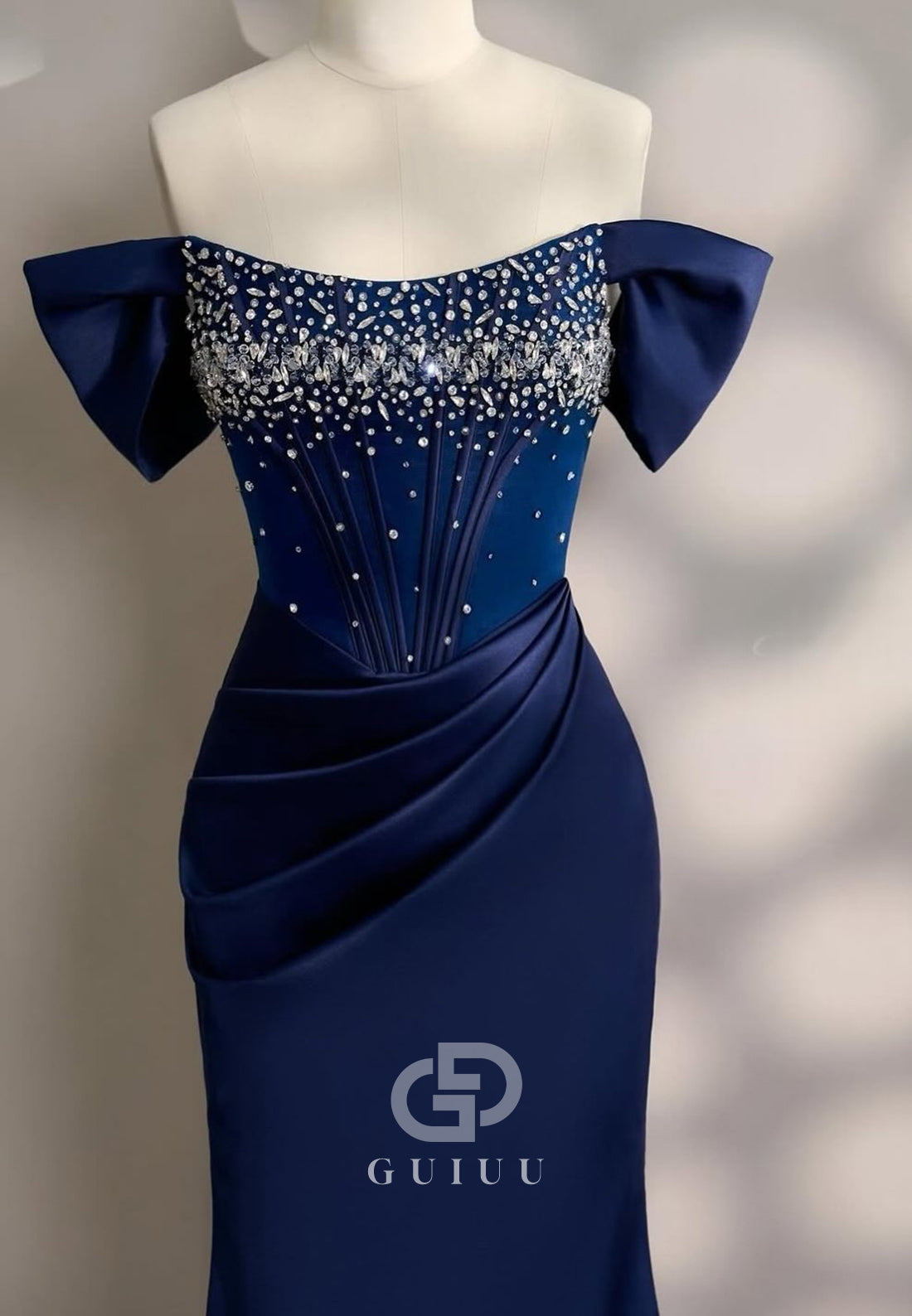 Dark Navy Scoop Sleeveless Sequins Satin Evening Dress