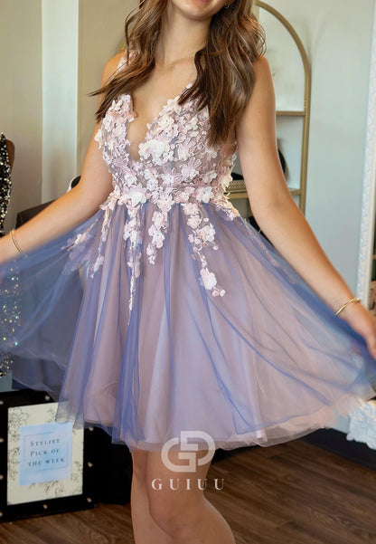 A-Line Spaghetti Straps V-Neck Floral Appliques Short Homecoming Dress
