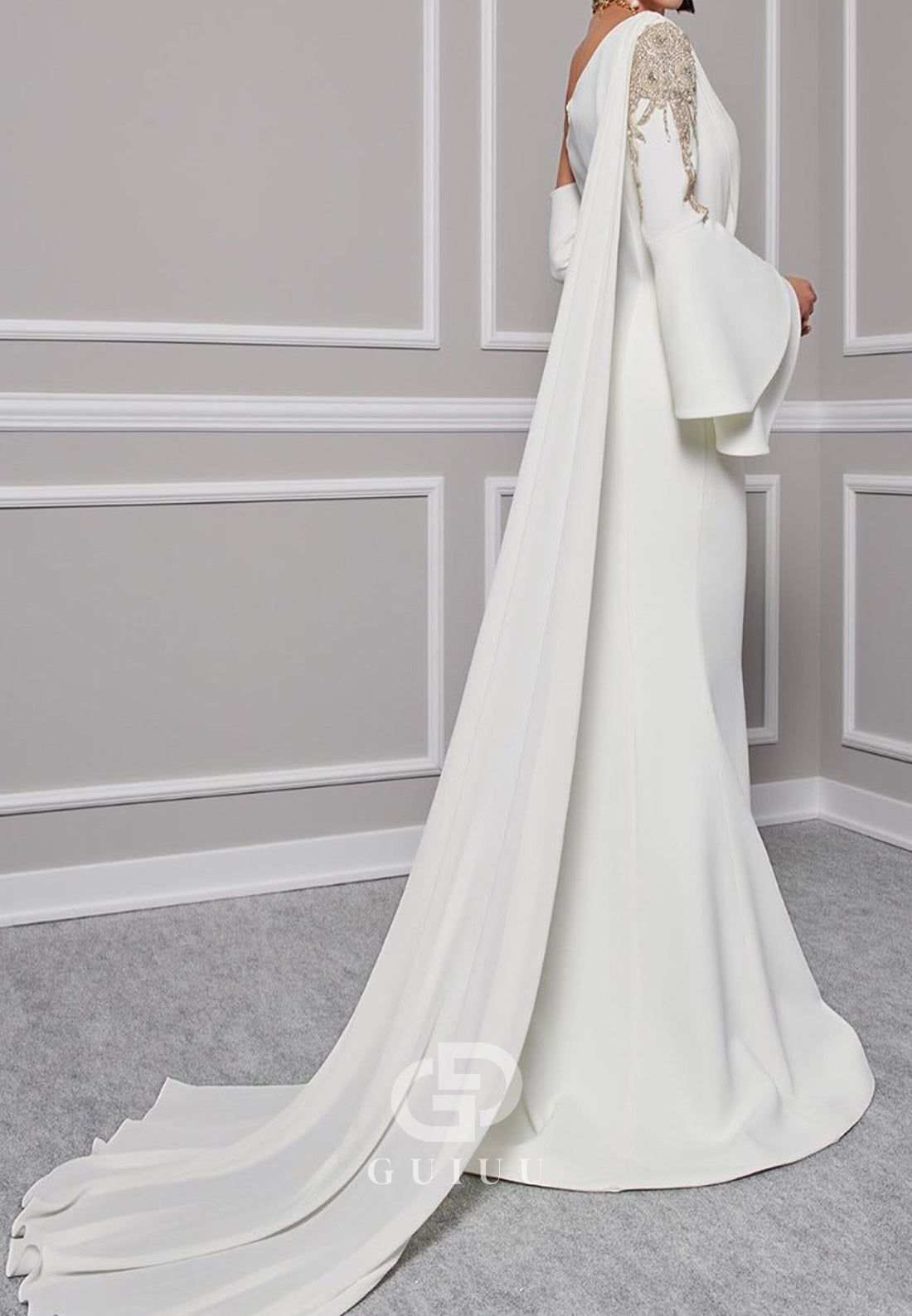 Asymmetrical Long Sleeves Appliques A-Line  Evening Dress