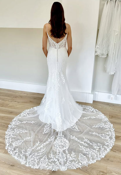 Spaghetti Straps V-Neck Corset Mermaid Wedding Dress