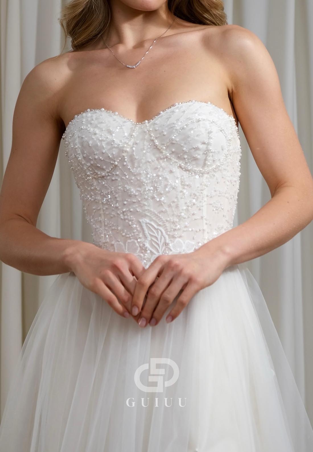 Elegant A-Line Long Sleeves Sweetheart Empire-Waist Lace Wedding Dress