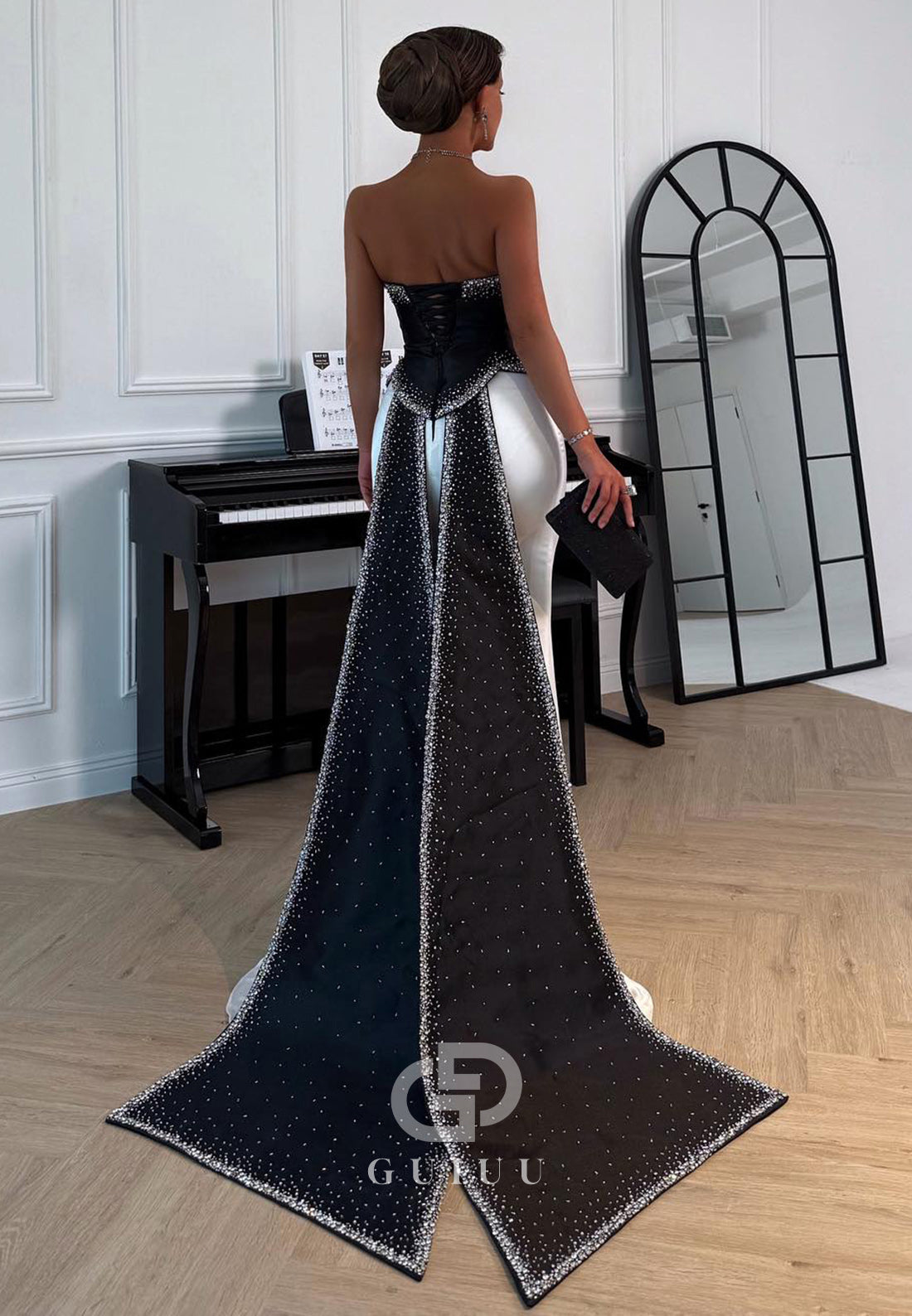 Simple Strapless Sleeveless Sequins Empire-Waist Evening Dress