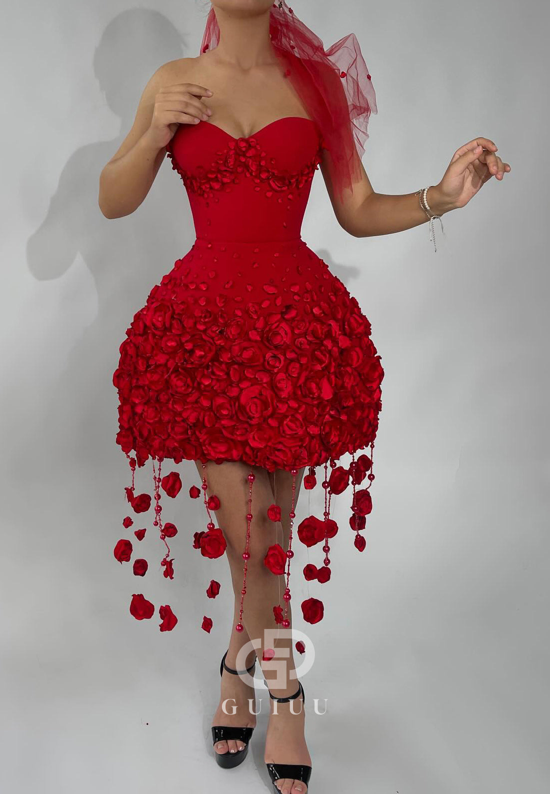 Charming A-Line Strapless Sleeveless Floral Appliques Homecoming Dress