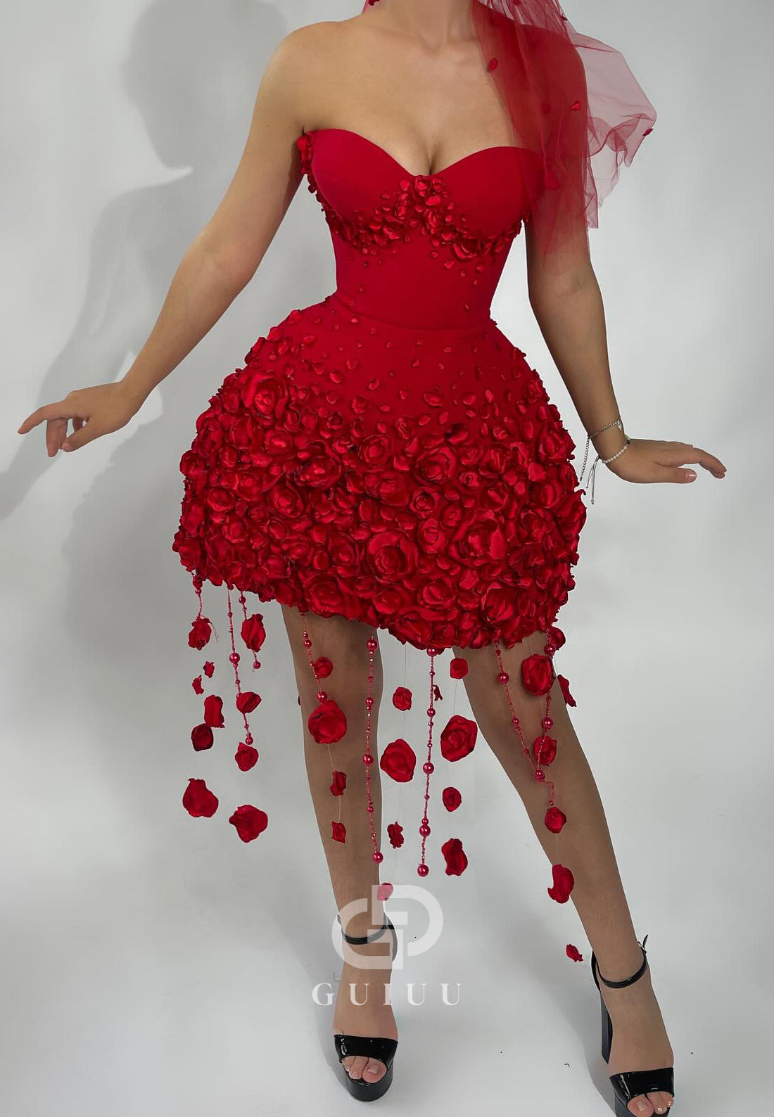 Charming A-Line Strapless Sleeveless Floral Appliques Homecoming Dress