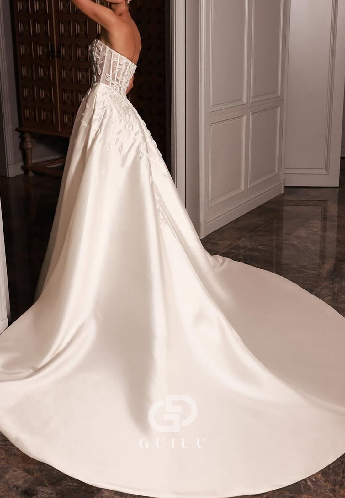 Elegant A-Line Strapless Sleeveless Corset Wedding Dress