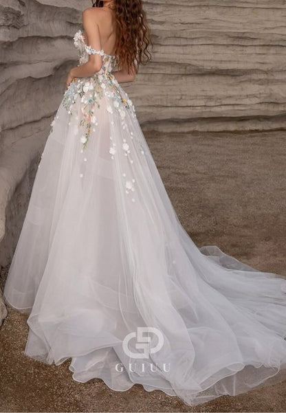 A-Line Spaghetti Straps Scoop Floral Appliques Lace Wedding Dress