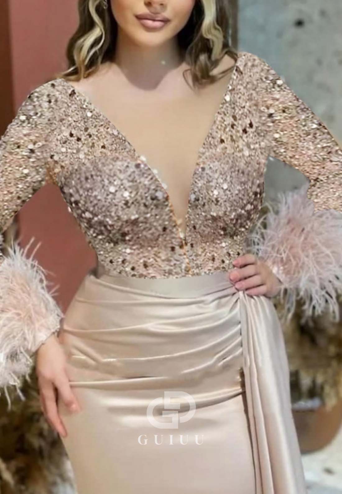 Mermaid Long Sleeves Deep V-Neck Ruched Feathers Evening Dress