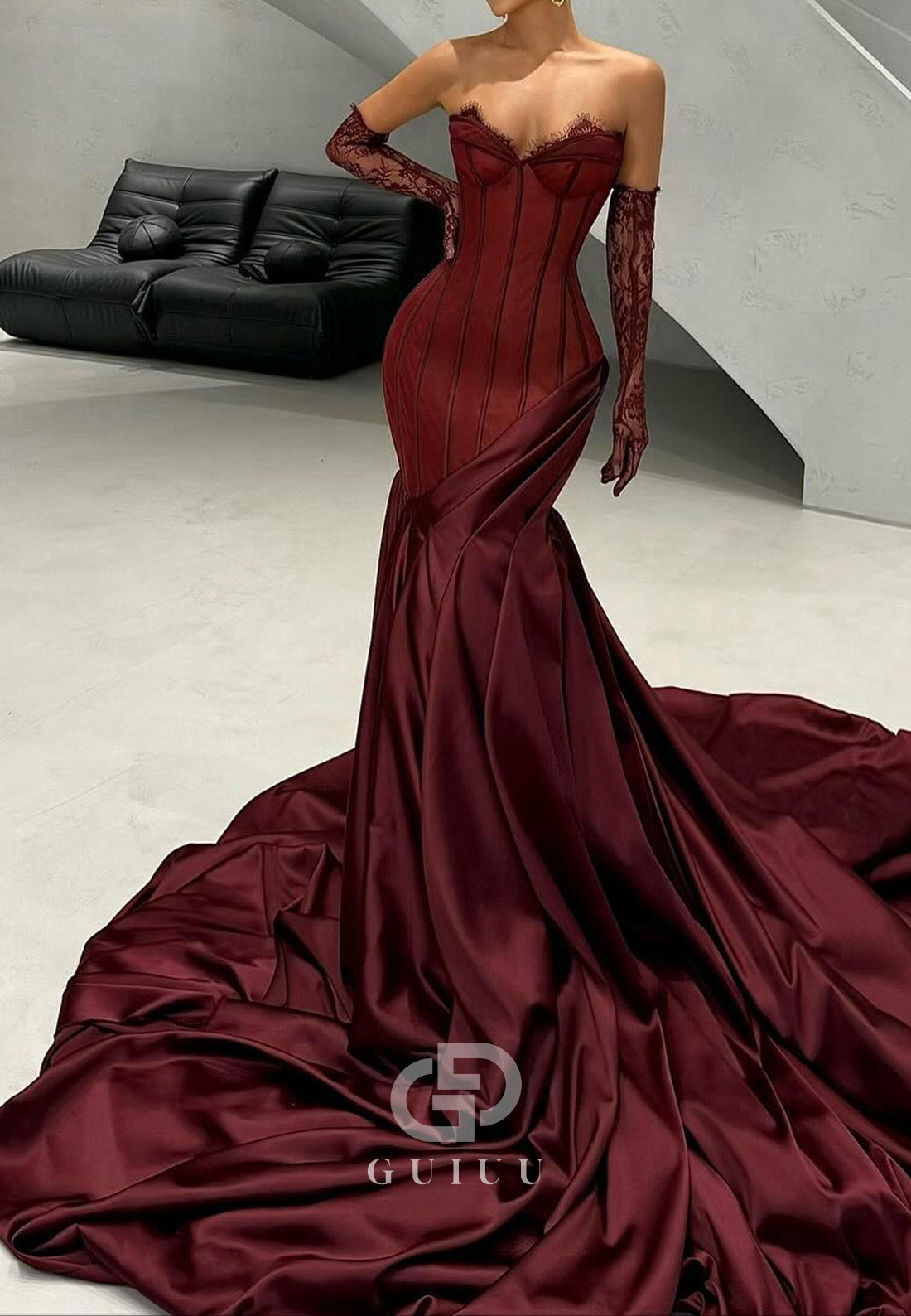 Burgundy Long Sleeves Scoop Ruched Court Train Evening Dress