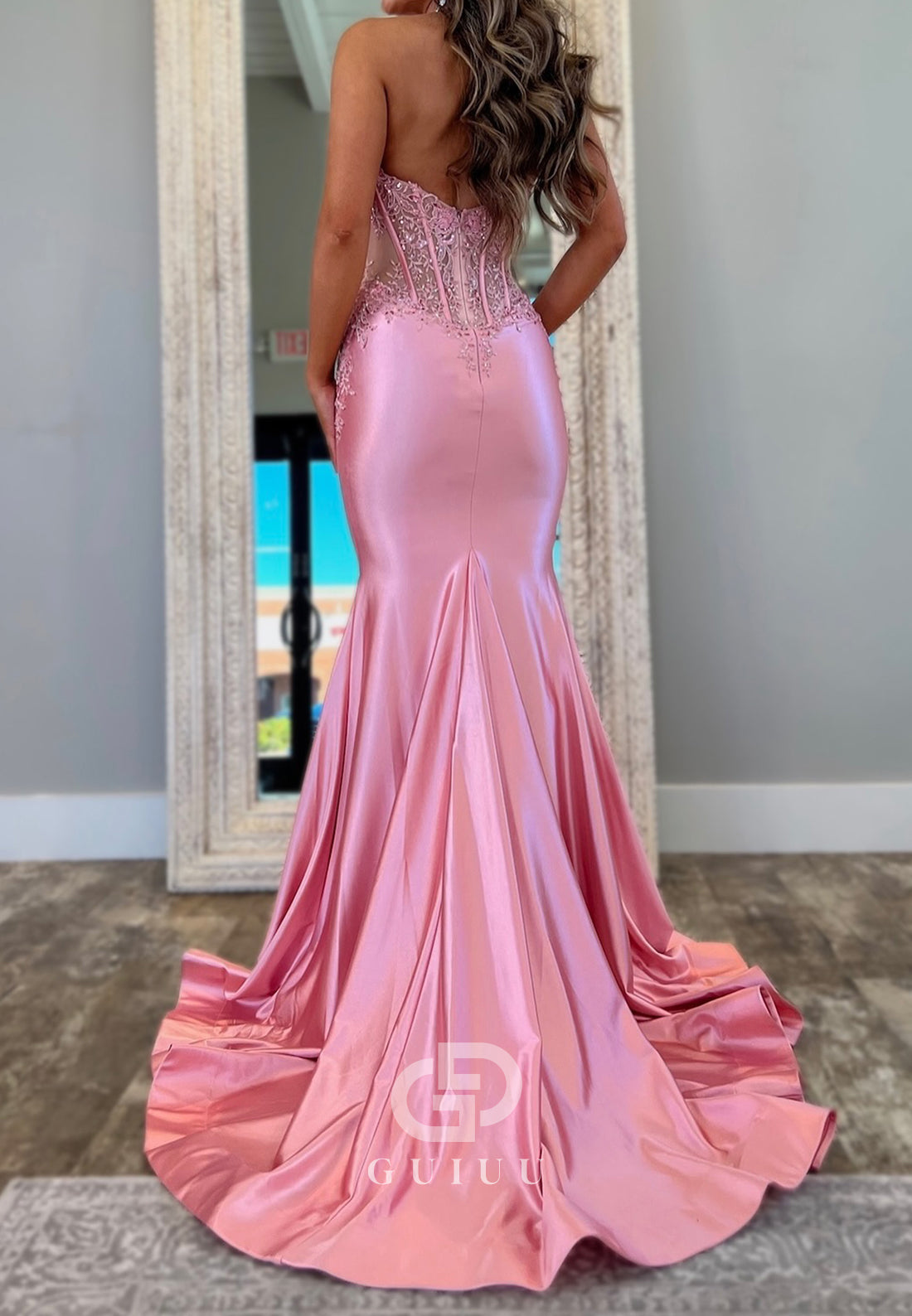 Blushing Pink Spaghetti Straps V-Neck Corset Mermaid Prom Dress