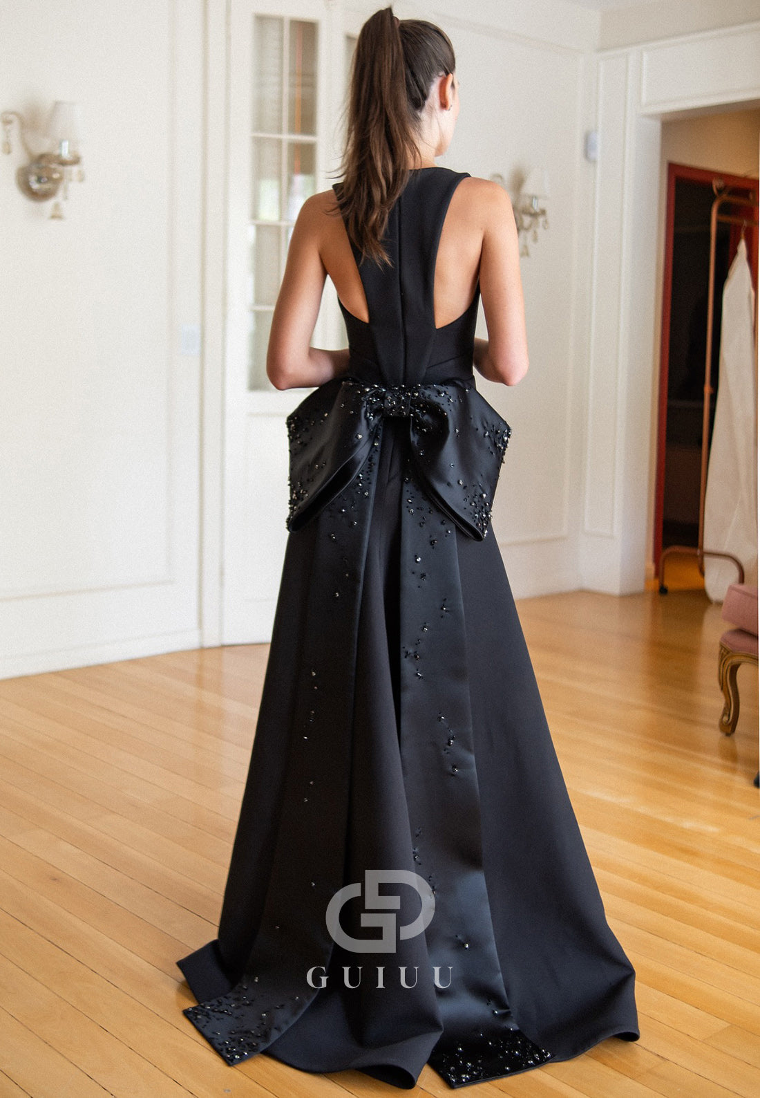 Black Spaghetti Straps V-Neck Bowknot Evening Dress