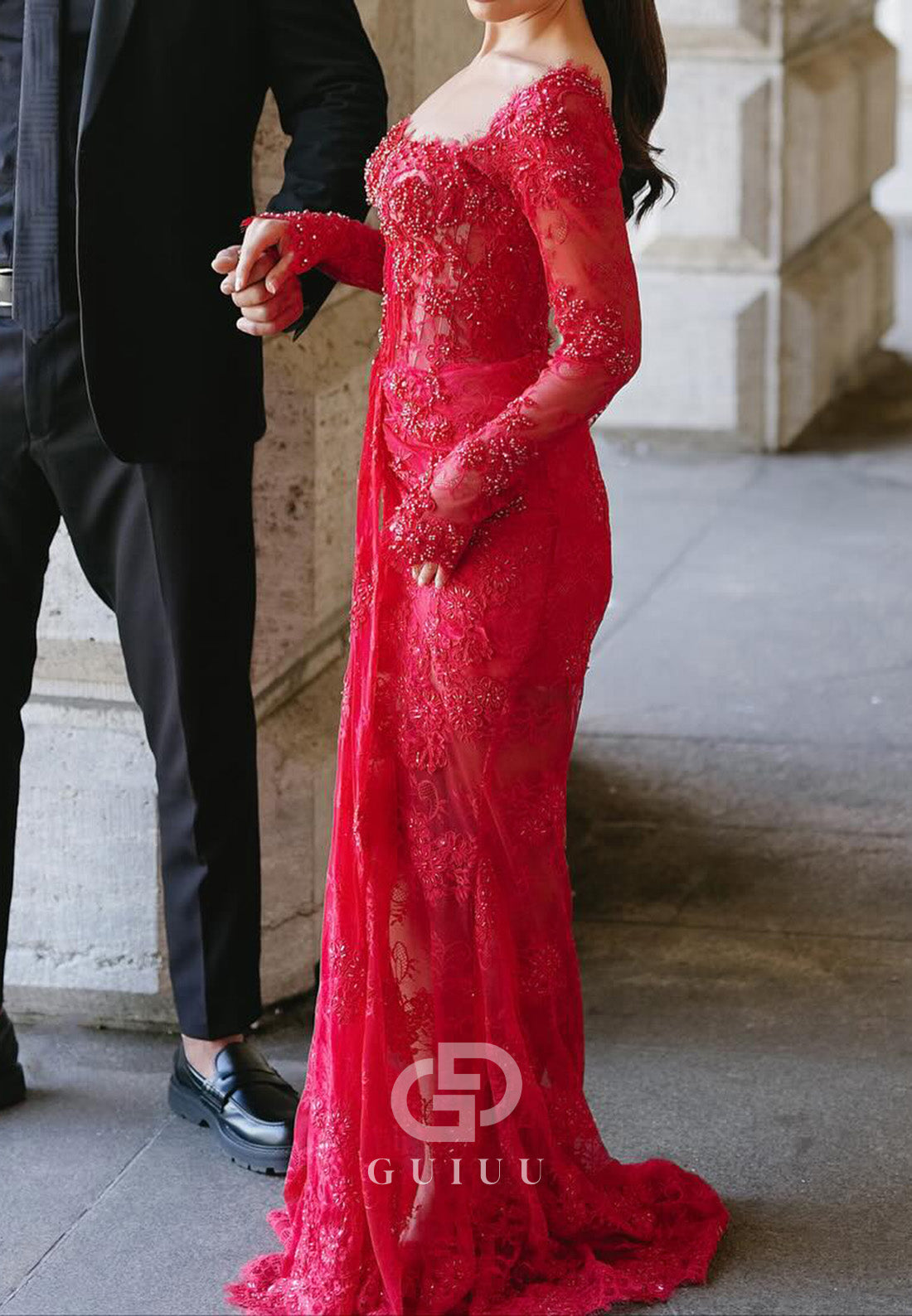 Red Long Sleeves Sweetheart Ruched Sheath Prom Dress