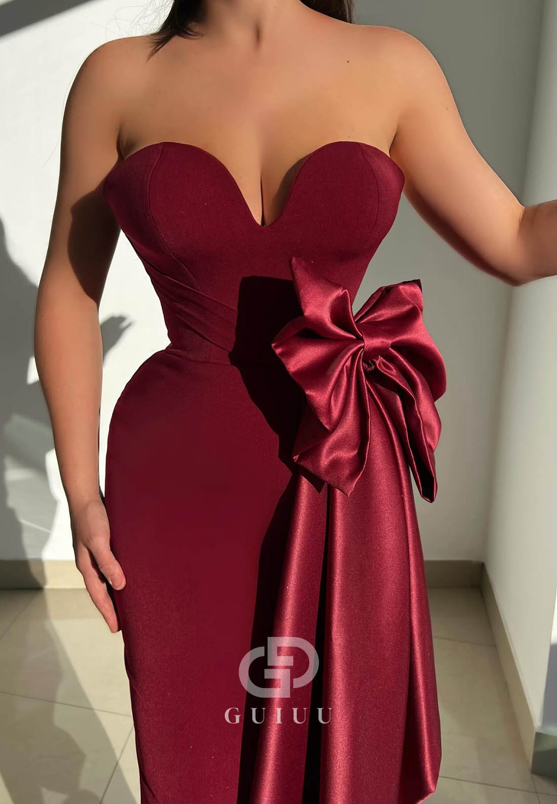 Burgundy Sleeveless Sweetheart Bowknot Sheath Evening Dress