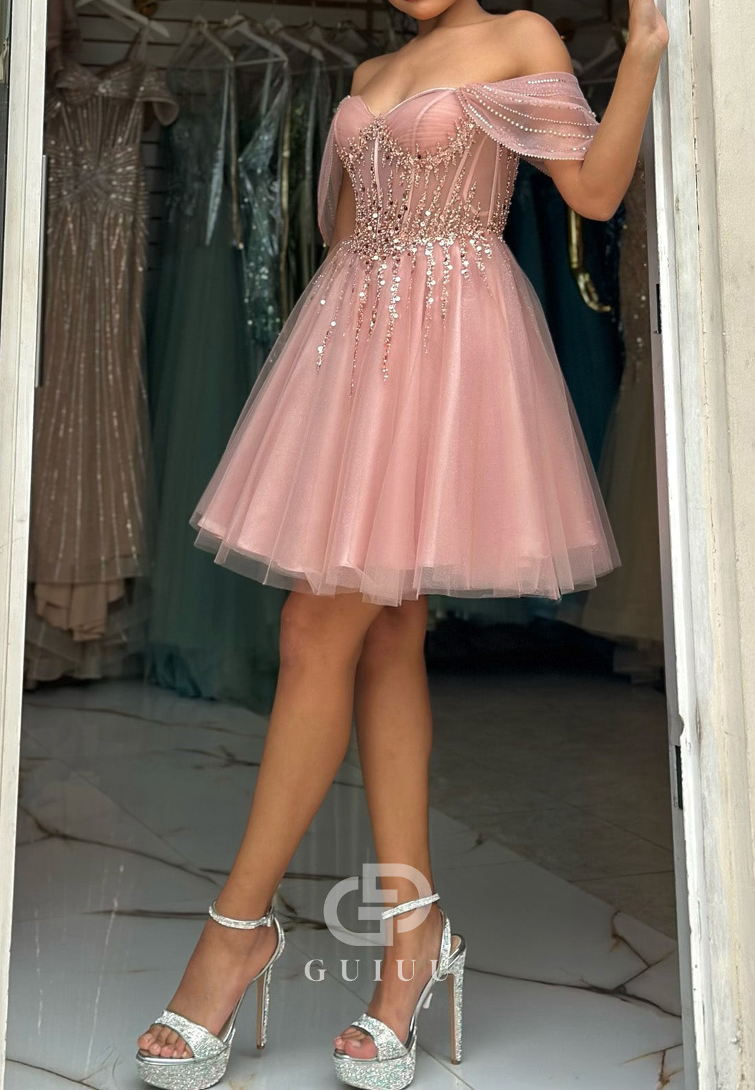 Charming A-Line Sleeveless Sweetheart Sequins Homecoming Dress