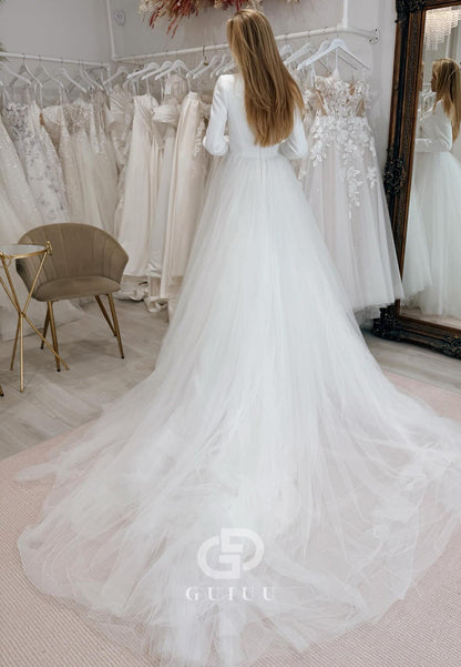 Elegant Long Sleeves V-Neck A-Line Lace Wedding Dress