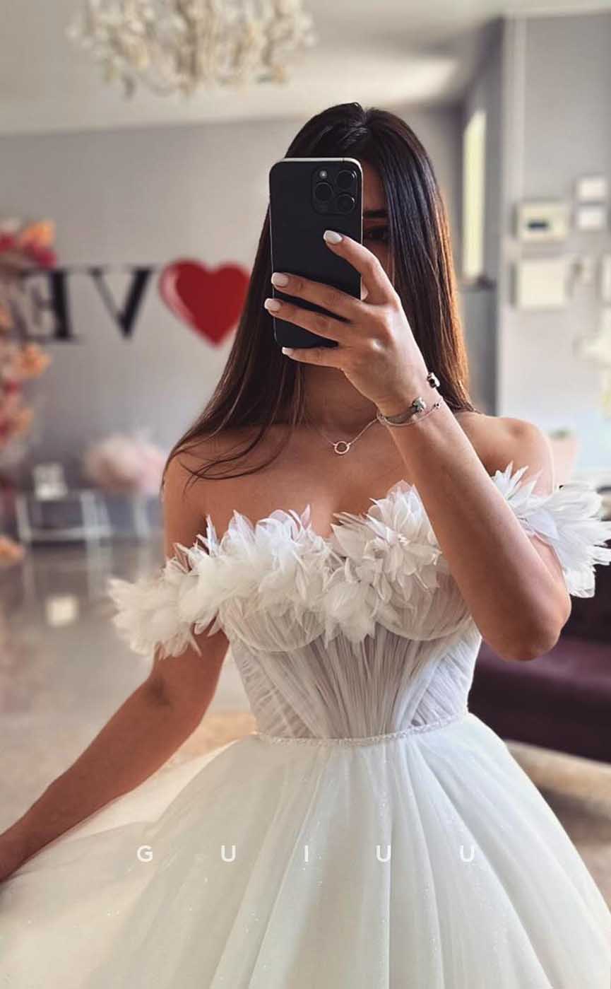 GW825 - A-Line Off-Shoulder Appliques  Pleats Wedding Dress with Court Train