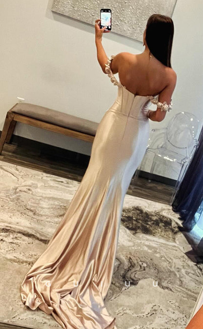G3926 - Elegant Mermaid Strapless Off Shoulder Back Zipper Stain Pleated Long Prom Dress with Train
