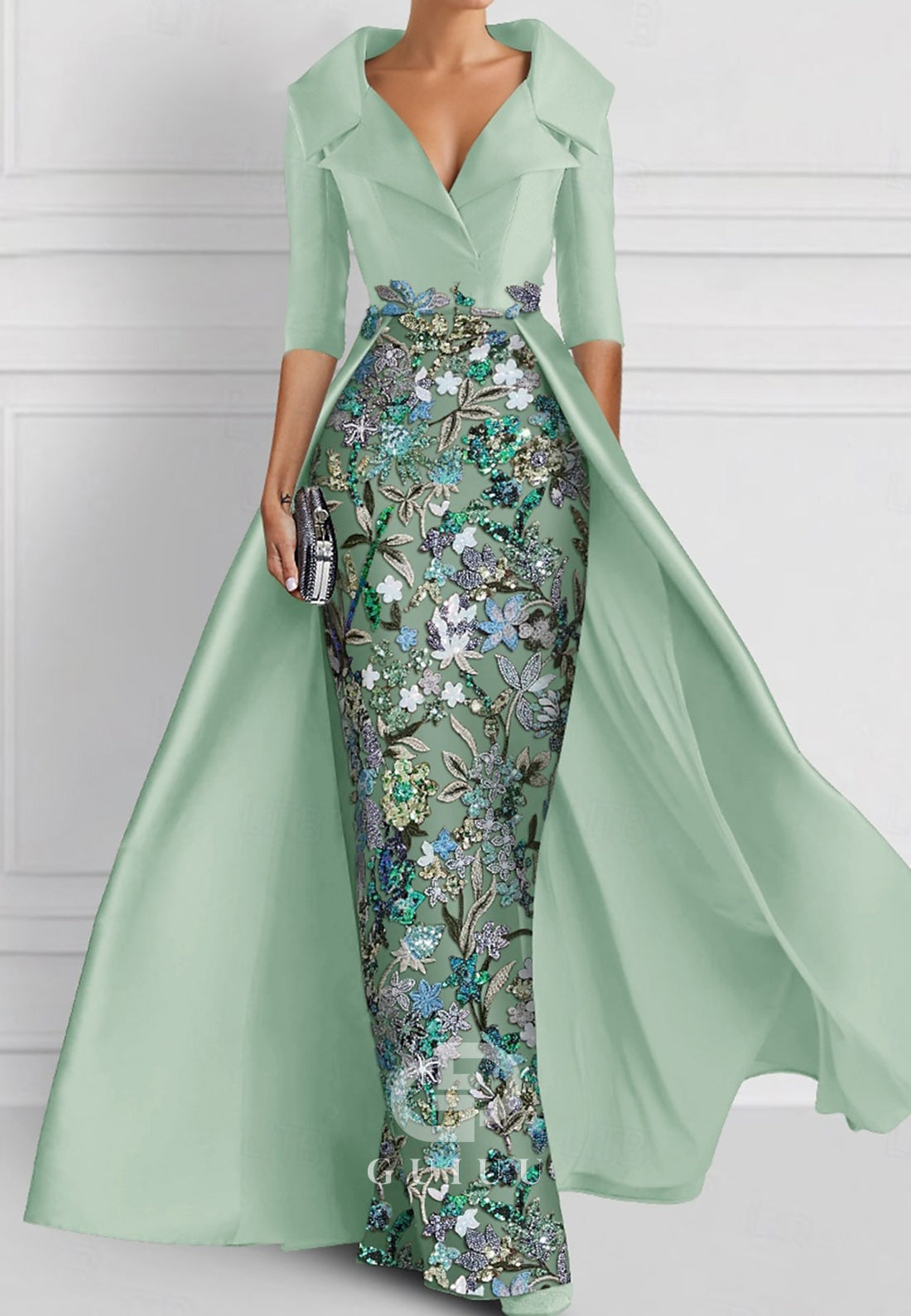 Charming Sheath V-Neck Half Sleeves Appliques Mother of the Bride Dress