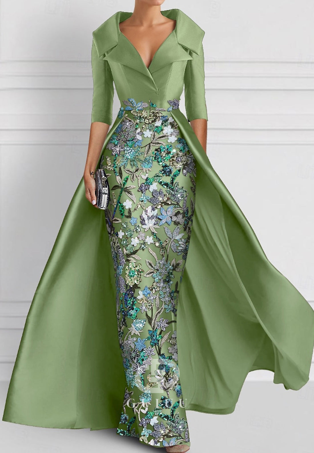 Charming Sheath V-Neck Half Sleeves Appliques Mother of the Bride Dress