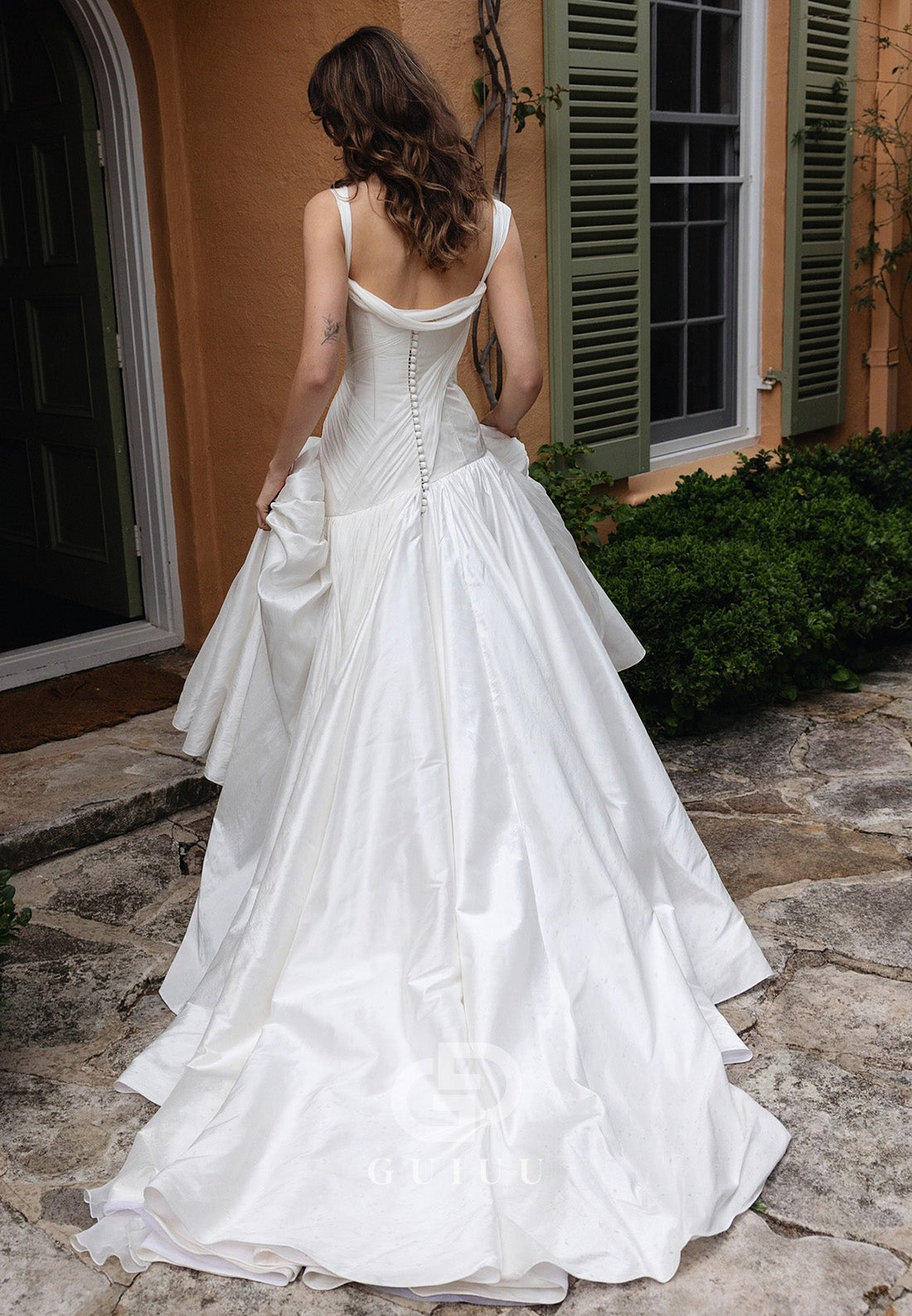 Charming A-Line Spaghetti Straps Scoop Ruched Wedding Dress