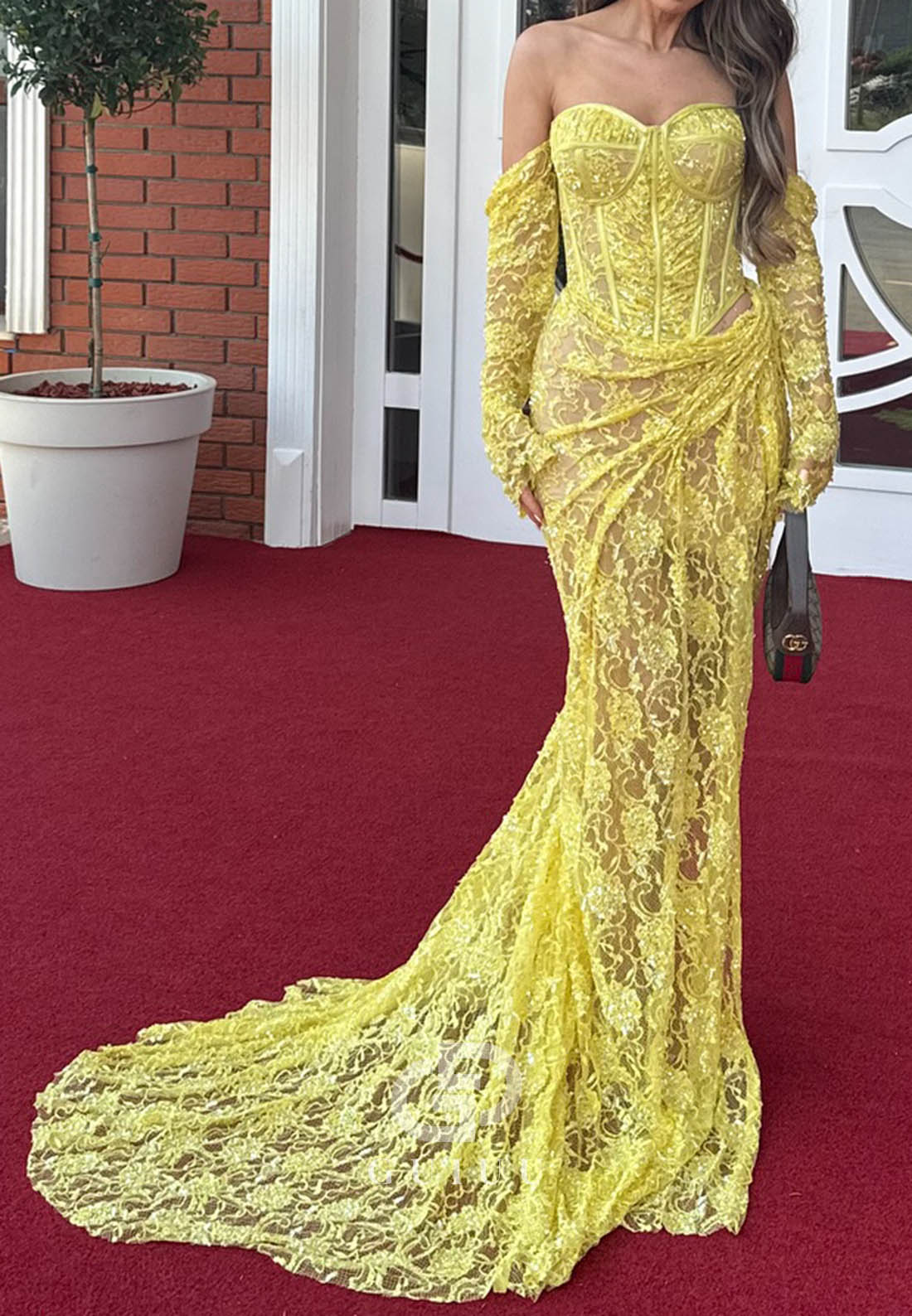 Daffodil Long Sleeves Sweetheart Lace Prom Dress