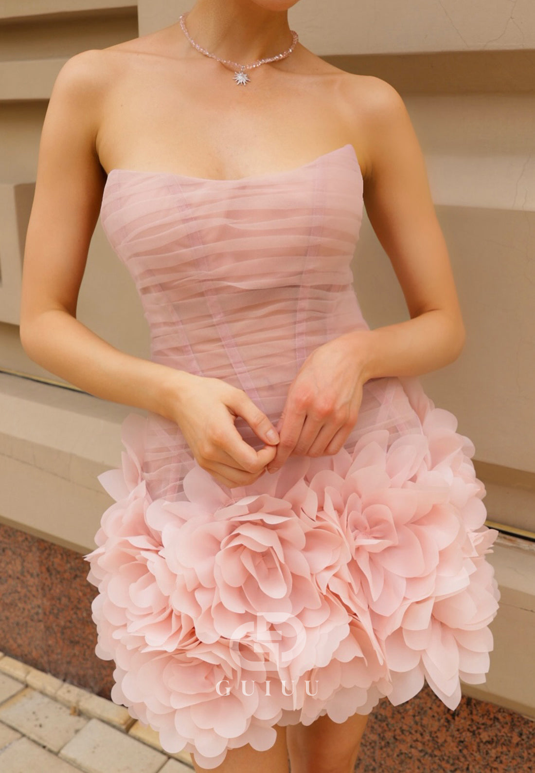 Charming A-Line Strapless Sleeveless Appliques Homecoming Dress