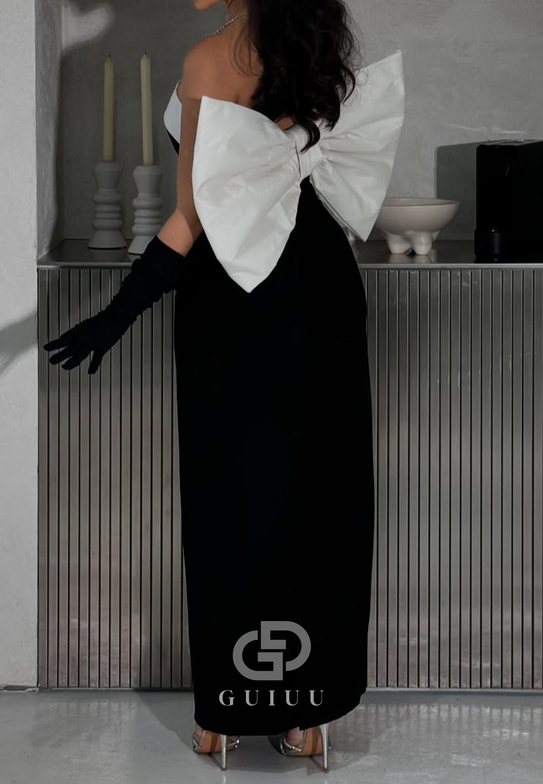 Black Sleeveless Strapless Bowknot Prom Dress