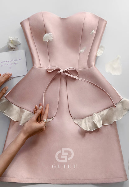 Elegant Strapless Sleeveless Empire-Waist Homecoming Dress